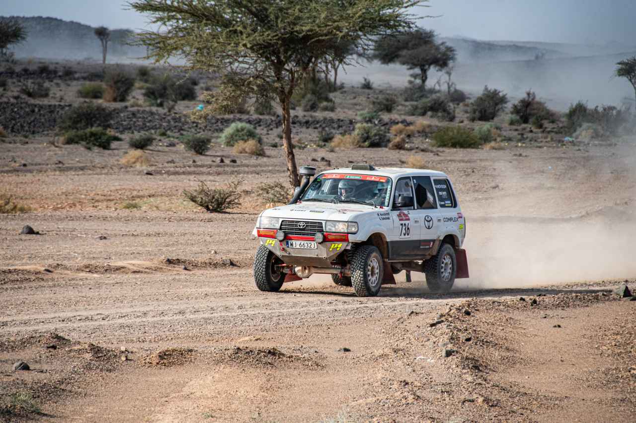 Etap 11. Dakar Classic 2024 - Michał Horodeński / Arkadiusz Sałaciński - LC HDJ80