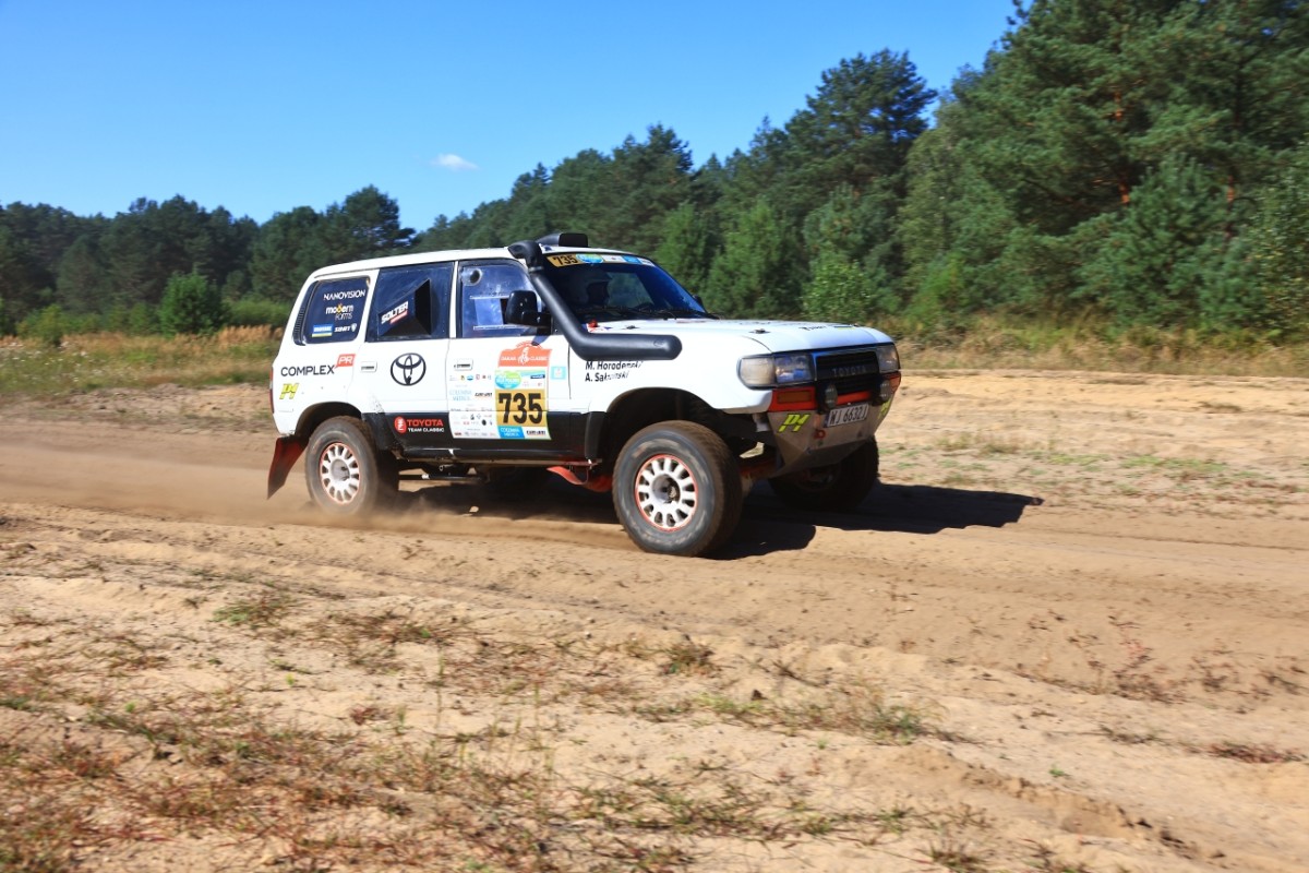 TOYOTA TEAM CLASSIC - Michał Horodeński i Arkadiusz Sałaciński - Toyota Land Cruiser HDJ80 - BAJA POLAND 2024