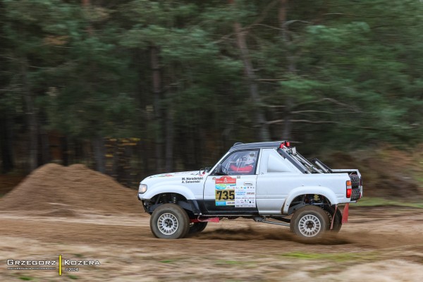 TOYOTA TEAM CLASSIC - Michał Horodeński i Arkadiusz Sałaciński - Toyota Land Cruiser HDJ80 - Rajd Niepodległości 2024