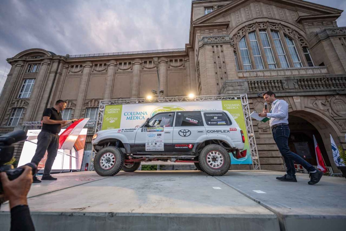 Michał Horodeński i Arkadiusz Sałaciński - Toyota Land Cruiser HDJ80 - TOYOTA TEAM CLASSIC