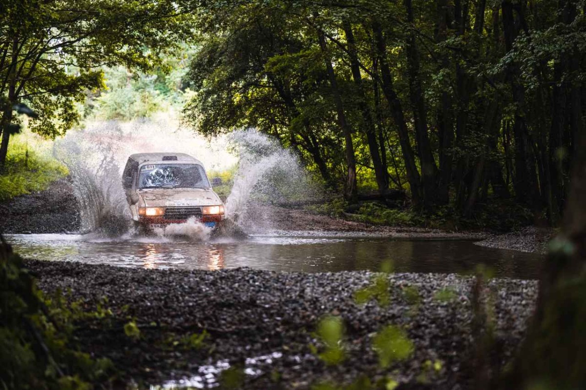 Michał Horodeński i Arkadiusz Sałaciński - Toyota Land Cruiser HDJ80 - TOYOTA TEAM CLASSIC