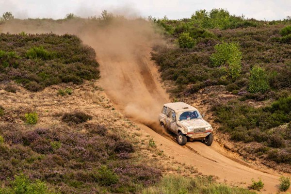 Michał Horodeński i Arkadiusz Sałaciński - Toyota Land Cruiser HDJ80 - TOYOTA TEAM CLASSIC