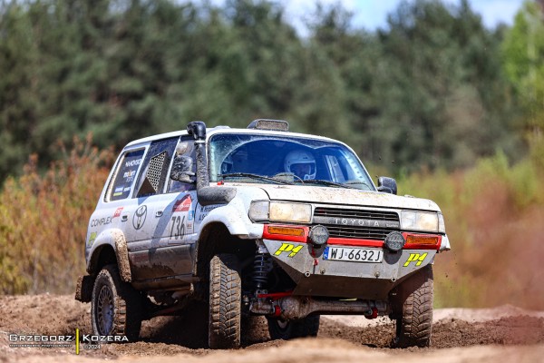 Michał Horodeński i Arkadiusz Sałaciński - Toyota Land Cruiser HDJ80 - TOYOTA TEAM CLASSIC