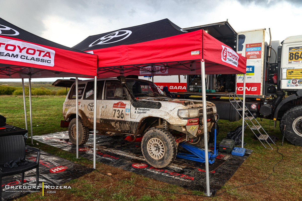 Michał Horodeński i Arkadiusz Sałaciński - Toyota Land Cruiser HDJ80 - TOYOTA TEAM CLASSIC