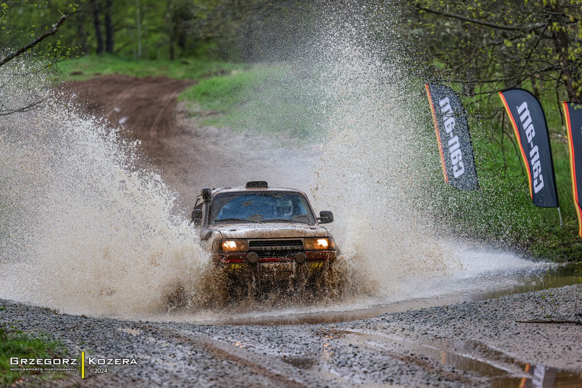 Michał Horodeński i Arkadiusz Sałaciński - Toyota Land Cruiser HDJ80 - TOYOTA TEAM CLASSIC