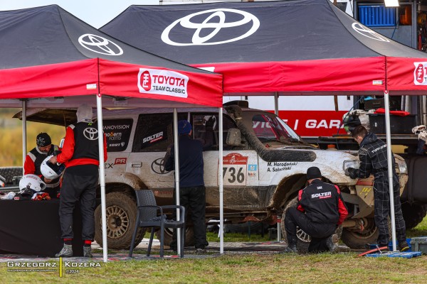 Michał Horodeński i Arkadiusz Sałaciński - Toyota Land Cruiser HDJ80 - TOYOTA TEAM CLASSIC