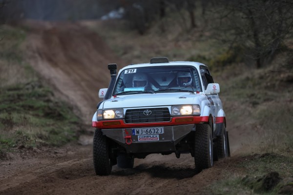 Michał Horodeński i Arkadiusz Sałaciński - Toyota Land Cruiser HDJ80 - TOYOTA TEAM CLASSIC